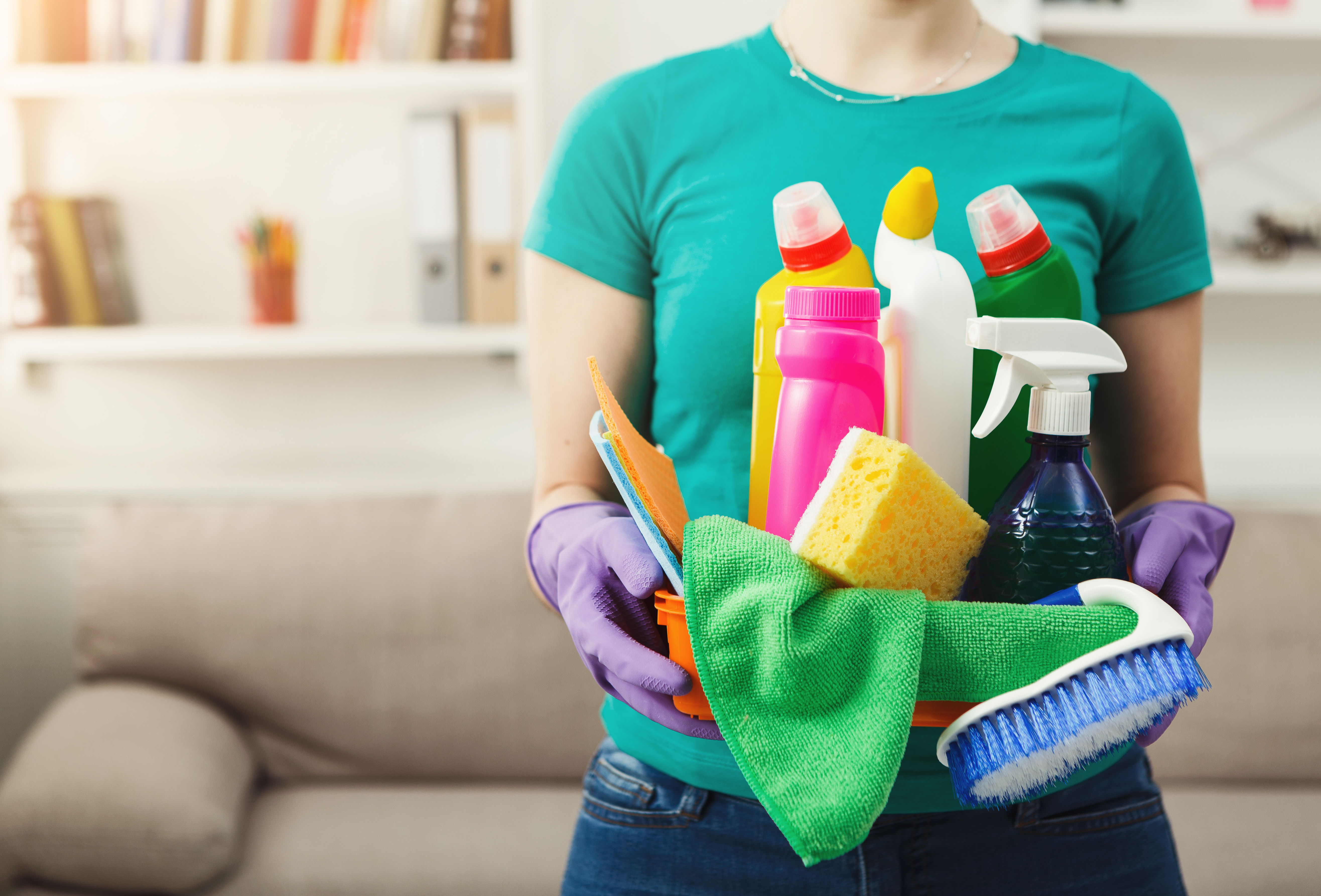Clean and tidy. Уборка в косметике. Cleaning Supplies. Cleaning materials for Home. Tidy House Cleaning service.